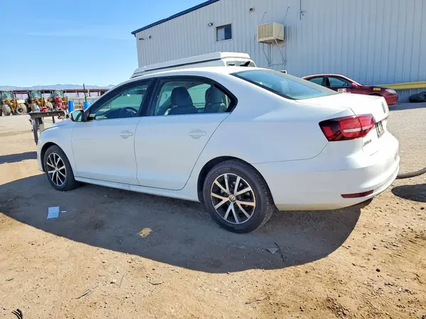 3VWDB7AJ9HM308267 2017 VOLKSWAGEN JETTA - Image 2