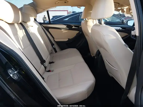 3VWDB7AJ9HM308575 2017 VOLKSWAGEN JETTA - Image 8