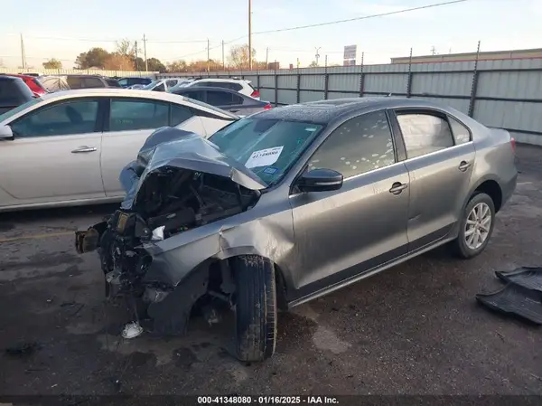 3VWDB7AJ9HM310746 2017 VOLKSWAGEN JETTA - Image 2