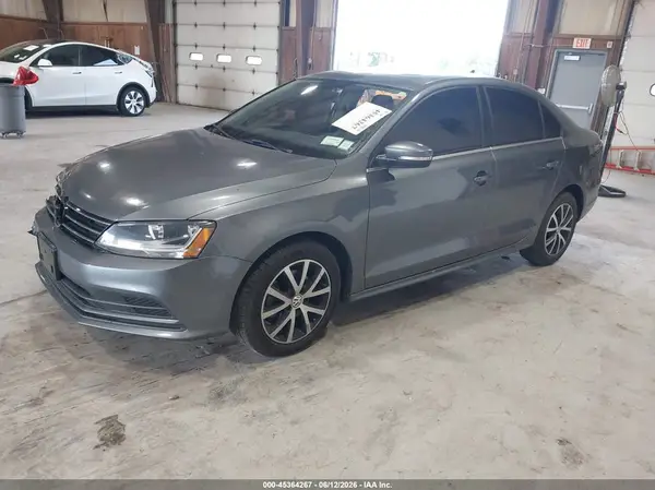 3VWDB7AJ9HM314019 2017 VOLKSWAGEN JETTA - Image 2