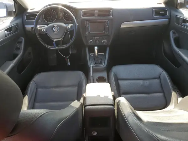 3VWDB7AJ9HM315588 2017 VOLKSWAGEN JETTA - Image 8