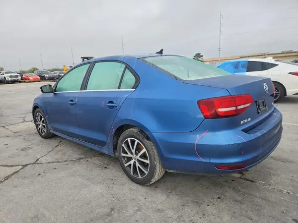 3VWDB7AJ9HM317664 2017 VOLKSWAGEN JETTA - Image 2