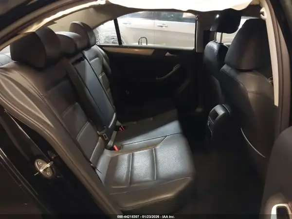 3VWDB7AJ9HM319141 2017 VOLKSWAGEN JETTA - Image 8