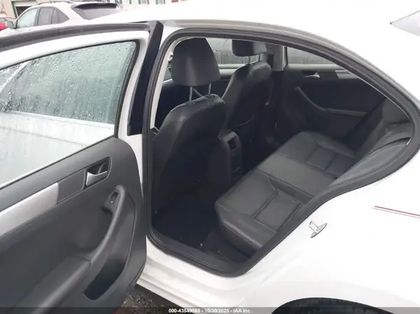 3VWDB7AJ9HM326140 2017 VOLKSWAGEN JETTA - Image 8