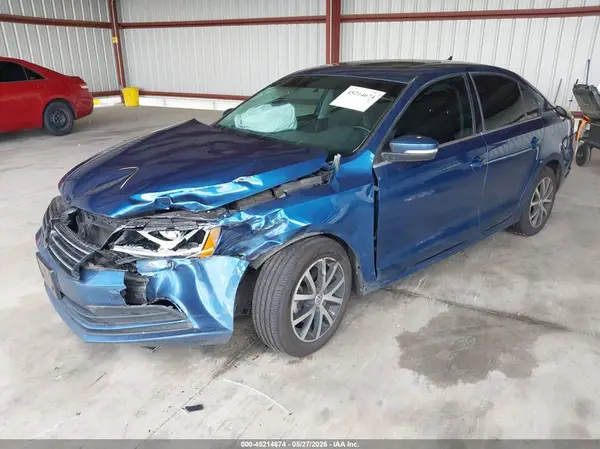 3VWDB7AJ9HM326882 2017 VOLKSWAGEN JETTA - Image 2