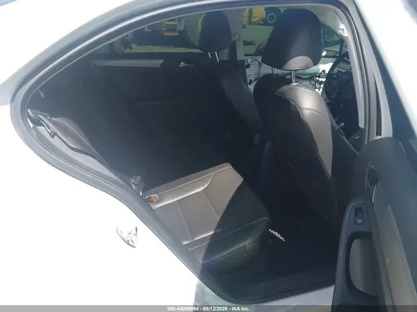 3VWDB7AJ9HM357954 2017 VOLKSWAGEN JETTA - Image 8