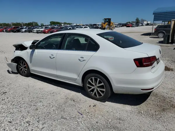 3VWDB7AJ9HM360322 2017 VOLKSWAGEN JETTA - Image 2