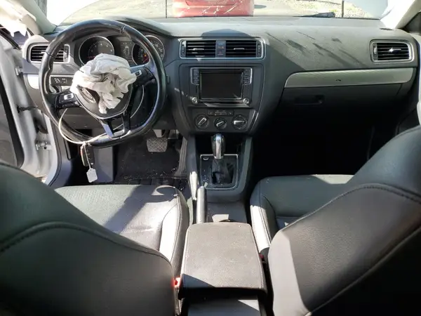 3VWDB7AJ9HM365391 2017 VOLKSWAGEN JETTA - Image 8