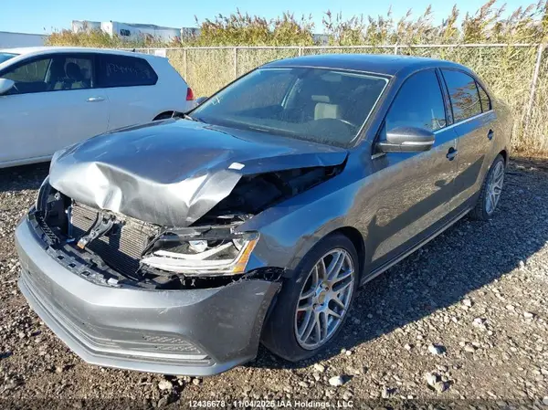 3VWDB7AJ9HM372647 2017 VOLKSWAGEN JETTA - Image 2