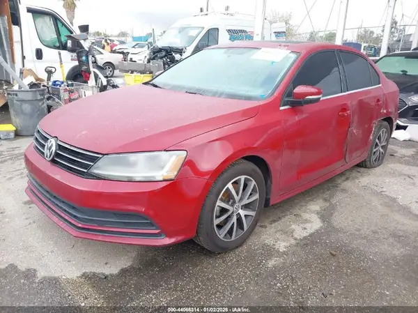 3VWDB7AJ9HM385379 2017 VOLKSWAGEN JETTA - Image 2
