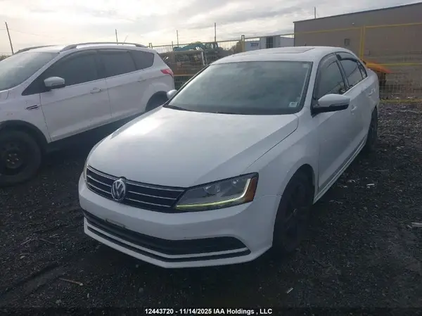 3VWDB7AJ9HM388170 2017 VOLKSWAGEN JETTA - Image 2