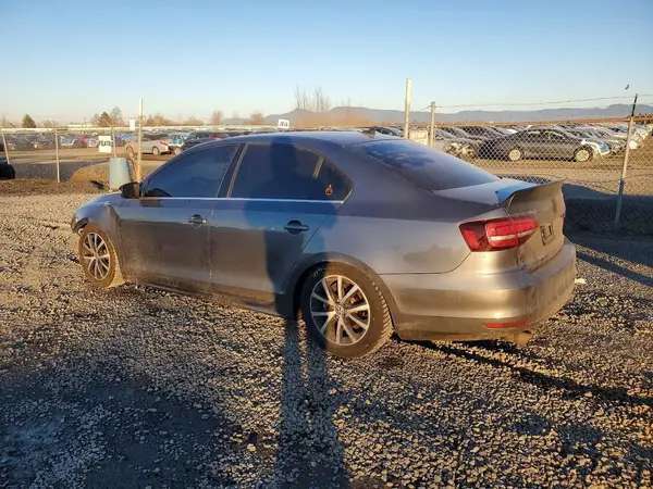3VWDB7AJ9HM392736 2017 VOLKSWAGEN JETTA - Image 2