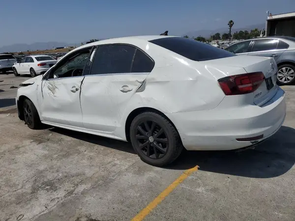 3VWDB7AJ9HM407963 2017 VOLKSWAGEN JETTA - Image 2