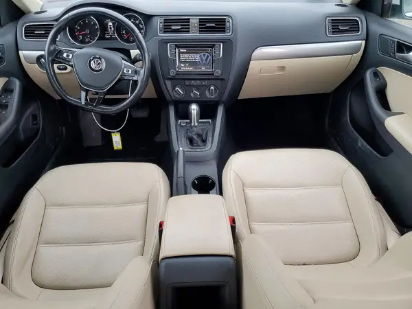 3VWDB7AJ9HM411043 2017 VOLKSWAGEN JETTA - Image 8
