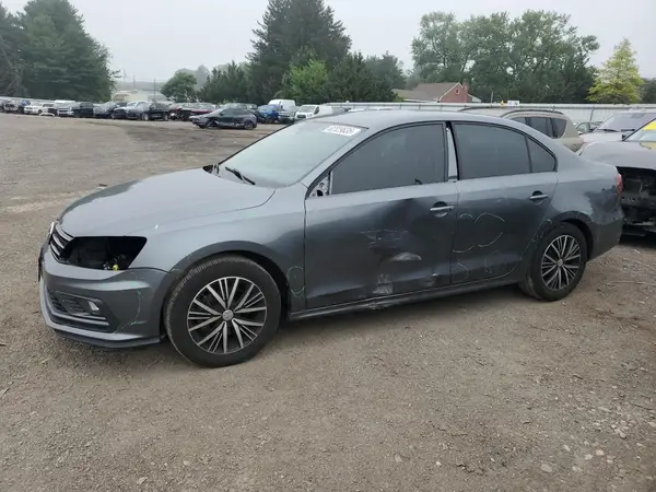 3VWDB7AJ9JM206876 2018 VOLKSWAGEN JETTA - Image 1