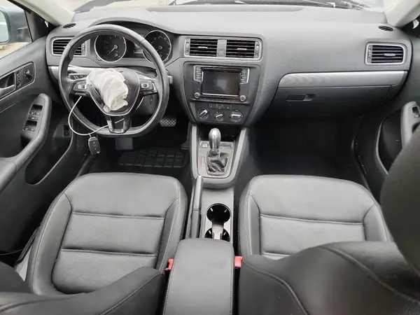 3VWDB7AJ9JM220857 2018 VOLKSWAGEN JETTA - Image 8
