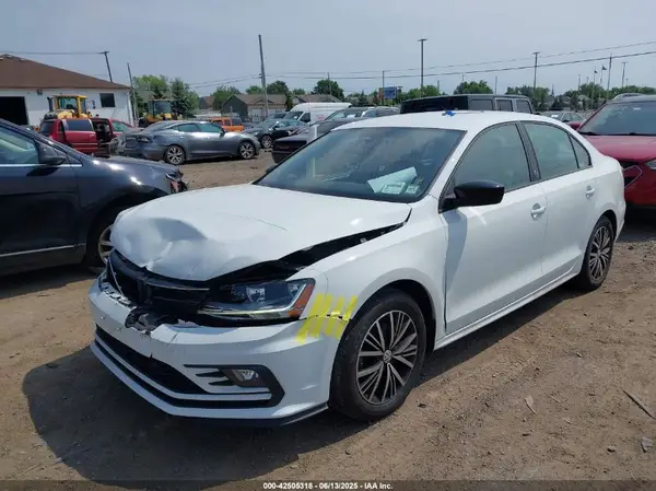 3VWDB7AJ9JM236198 2018 VOLKSWAGEN JETTA - Image 2
