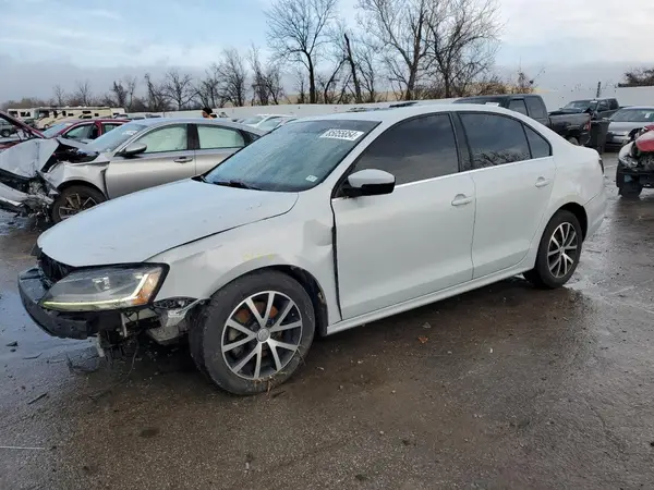 3VWDB7AJ9JM260470 2018 VOLKSWAGEN JETTA - Image 1