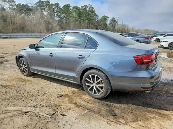 3VWDB7AJ9JM260730 2018 VOLKSWAGEN JETTA - Image 2