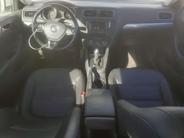 3VWDB7AJ9JM263210 2018 VOLKSWAGEN JETTA - Image 8
