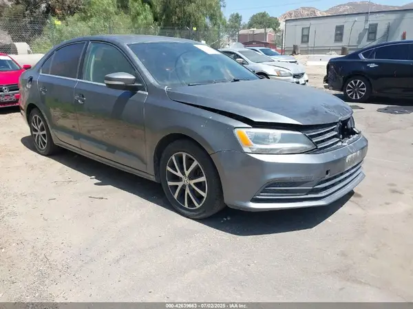 3VWDB7AJXHM202068 2017 VOLKSWAGEN JETTA - Image 1