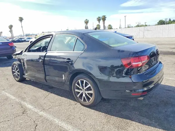 3VWDB7AJXHM219274 2017 VOLKSWAGEN JETTA - Image 2