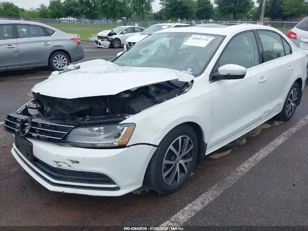 3VWDB7AJXHM232946 2017 VOLKSWAGEN JETTA - Image 2