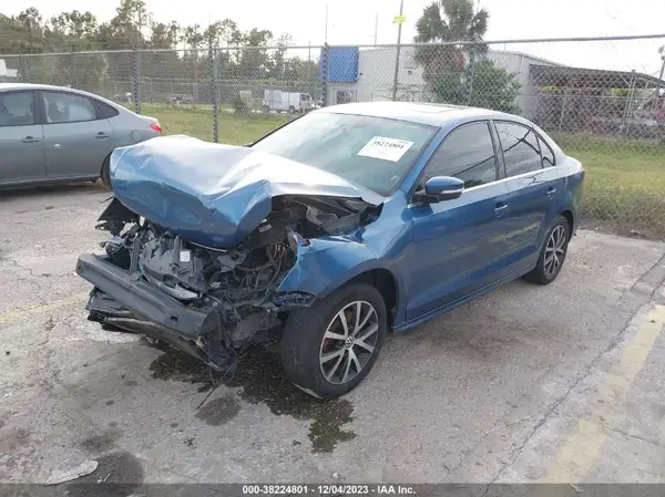 3VWDB7AJXHM234728 2017 VOLKSWAGEN JETTA - Image 2