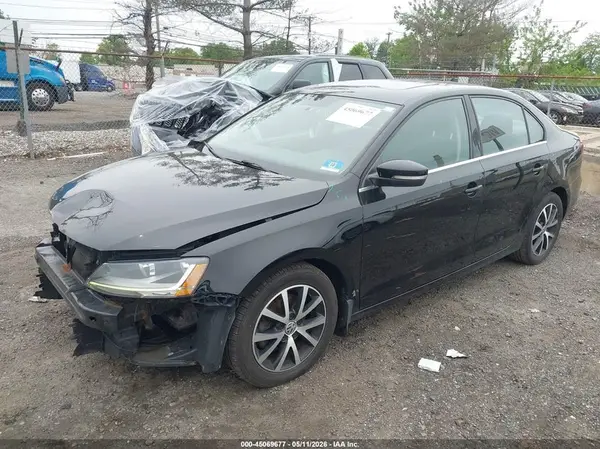 3VWDB7AJXHM237371 2017 VOLKSWAGEN JETTA - Image 2