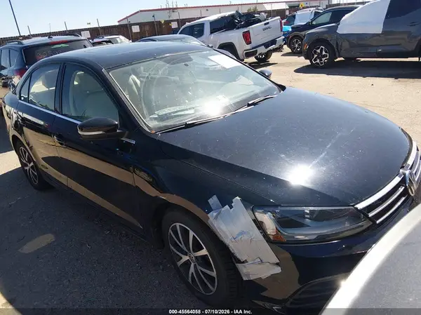 3VWDB7AJXHM247799 2017 VOLKSWAGEN JETTA - Image 1