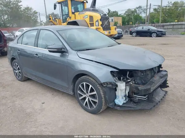 3VWDB7AJXHM264246 2017 VOLKSWAGEN JETTA - Image 1