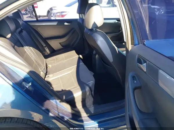 3VWDB7AJXHM274906 2017 VOLKSWAGEN JETTA - Image 8