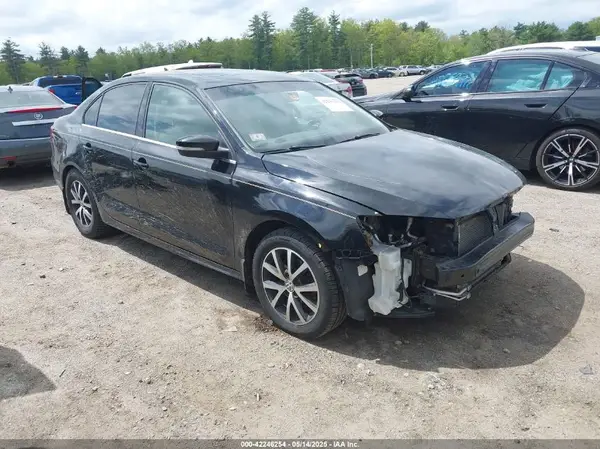 3VWDB7AJXHM276459 2017 VOLKSWAGEN JETTA - Image 1