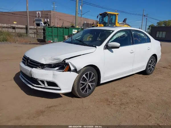 3VWDB7AJXHM286750 2017 VOLKSWAGEN JETTA - Image 2