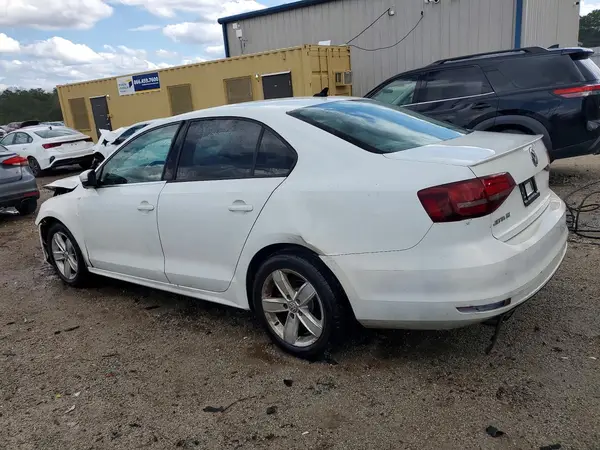 3VWDB7AJXHM290409 2017 VOLKSWAGEN JETTA - Image 2