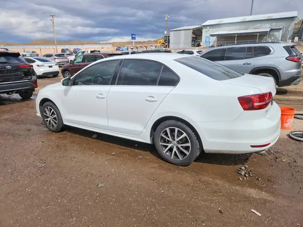 3VWDB7AJXHM290667 2017 VOLKSWAGEN JETTA - Image 2
