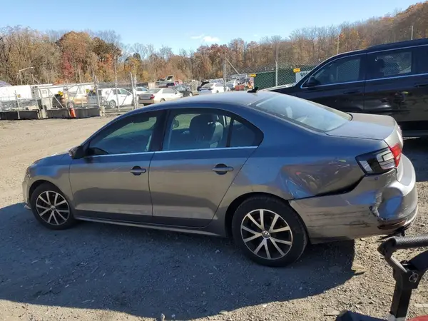3VWDB7AJXHM291981 2017 VOLKSWAGEN JETTA - Image 2
