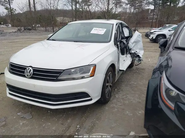 3VWDB7AJXHM292628 2017 VOLKSWAGEN JETTA - Image 2