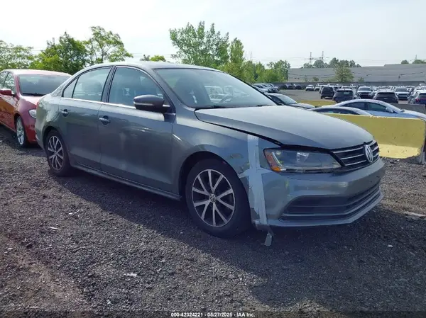 3VWDB7AJXHM307368 2017 VOLKSWAGEN JETTA - Image 1