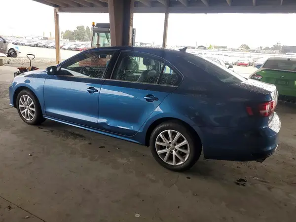 3VWDB7AJXHM308133 2017 VOLKSWAGEN JETTA - Image 2