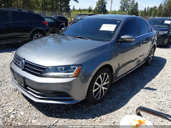 3VWDB7AJXHM310013 2017 VOLKSWAGEN JETTA - Image 2