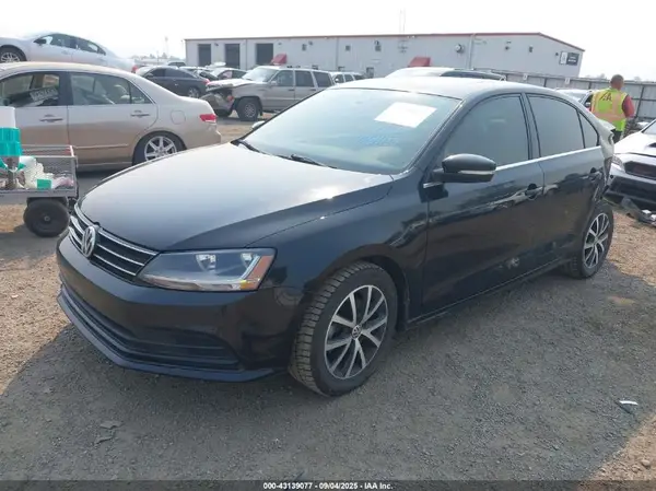 3VWDB7AJXHM310318 2017 VOLKSWAGEN JETTA - Image 2