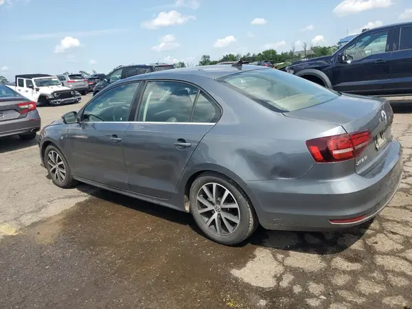 3VWDB7AJXHM314370 2017 VOLKSWAGEN JETTA - Image 2