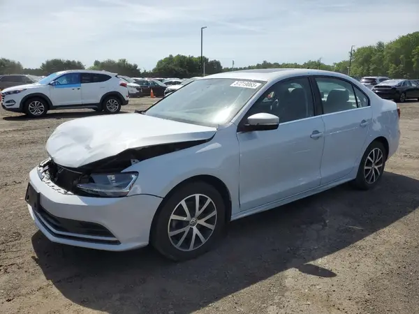 3VWDB7AJXHM324350 2017 VOLKSWAGEN JETTA - Image 1