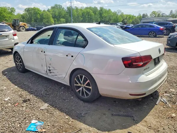3VWDB7AJXHM326132 2017 VOLKSWAGEN JETTA - Image 2
