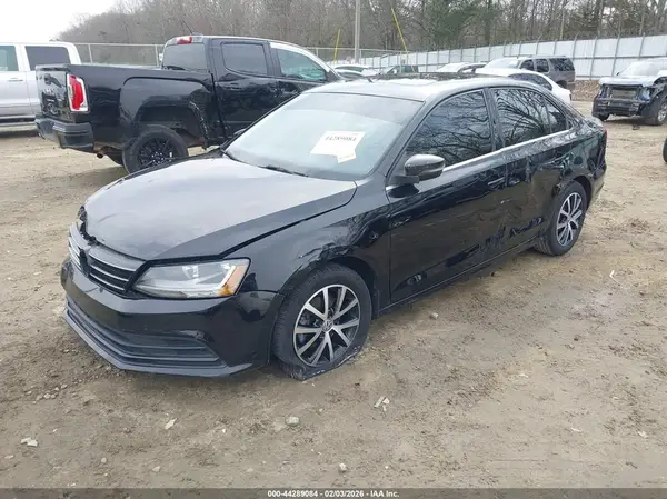 3VWDB7AJXHM335963 2017 VOLKSWAGEN JETTA - Image 2