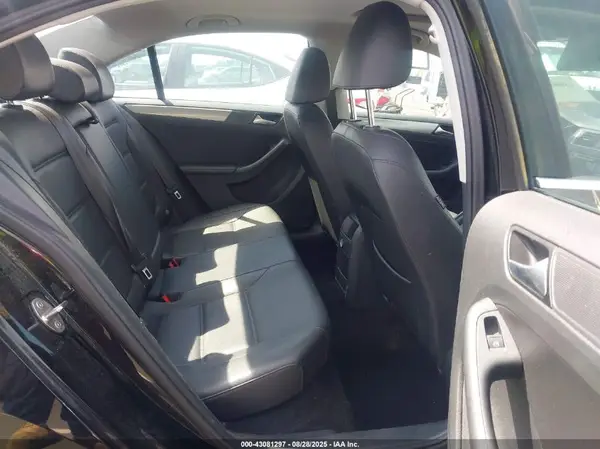 3VWDB7AJXHM342587 2017 VOLKSWAGEN JETTA - Image 8