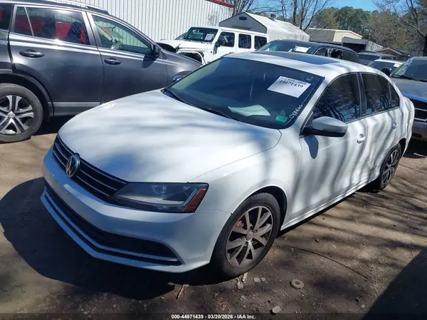 3VWDB7AJXHM353797 2017 VOLKSWAGEN JETTA - Image 2