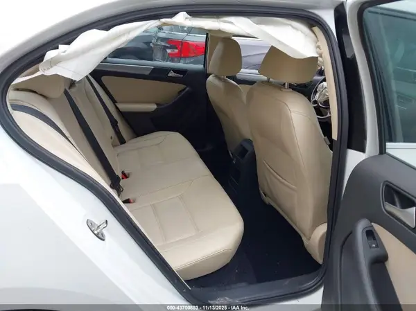 3VWDB7AJXHM360149 2017 VOLKSWAGEN JETTA - Image 8