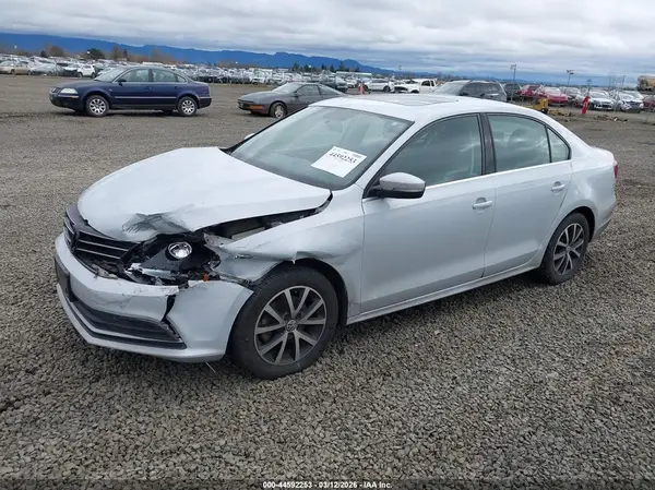 3VWDB7AJXHM365383 2017 VOLKSWAGEN JETTA - Image 2
